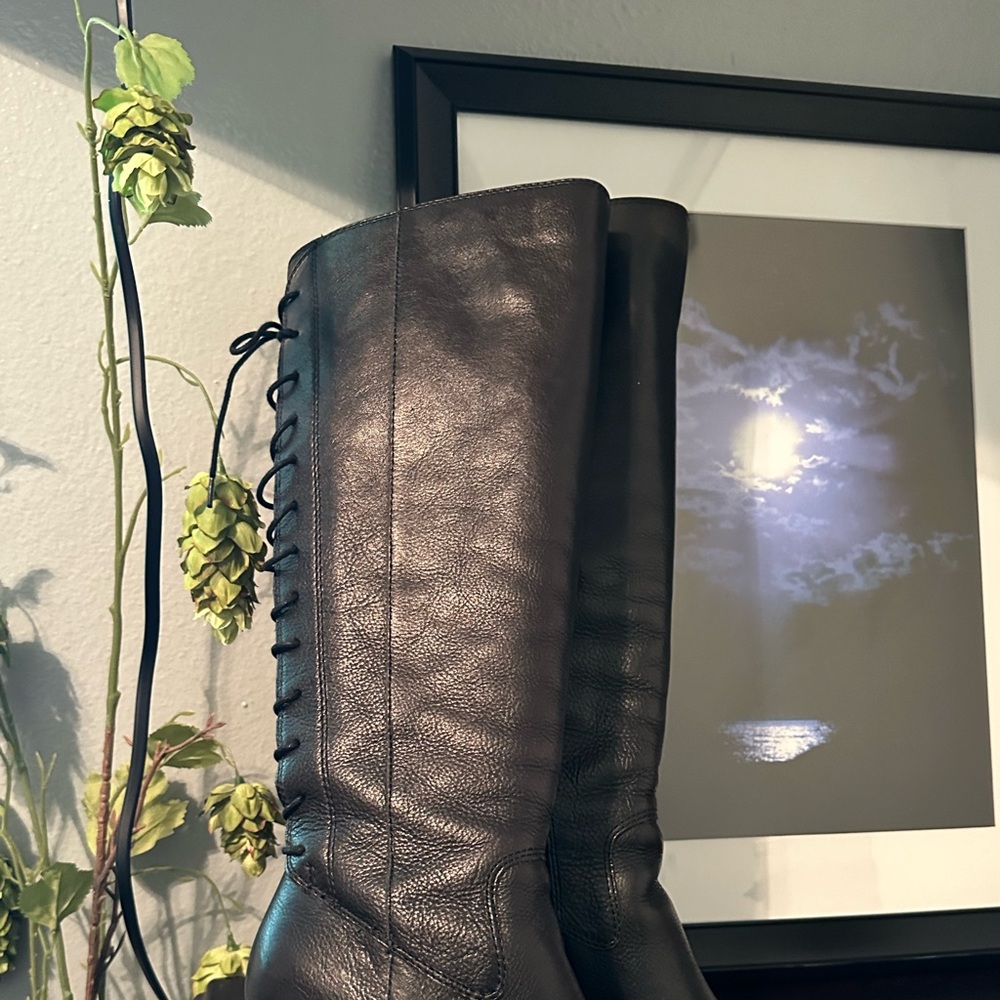 Lace up tall boots size 8